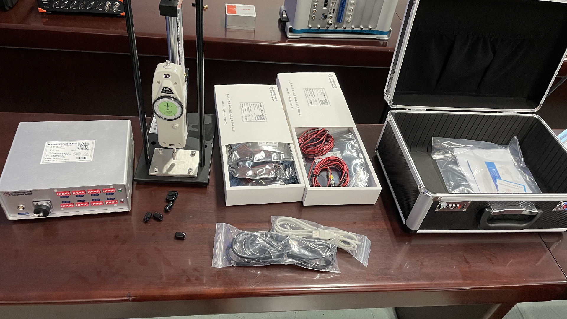 MFF薄膜壓力測試係統 MFF薄(báo)膜(mó)壓力測試係(xì)統